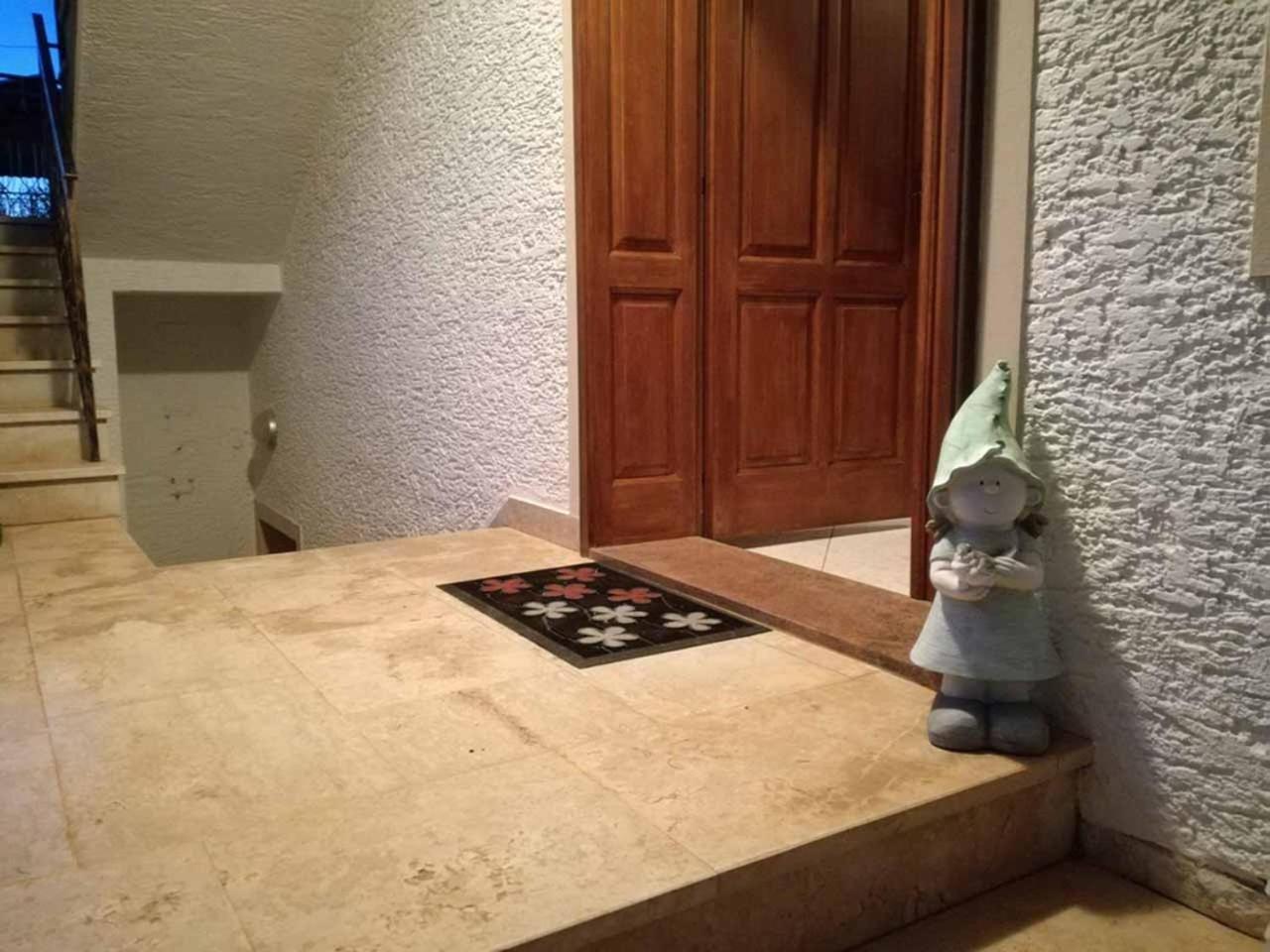 Rose Apartment *